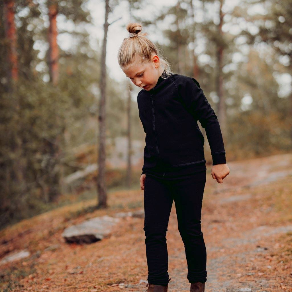 MERINO FLEECE CARDIGAN | BLACK Takki Little Things in Life