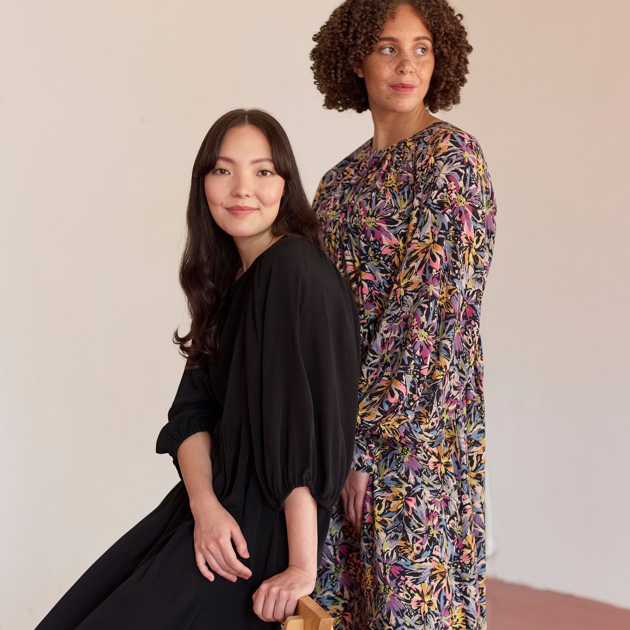 Volume Sleeve Midi Dress -Mekko | Licorice Aikuisten mekko Can't Stop Dreaming