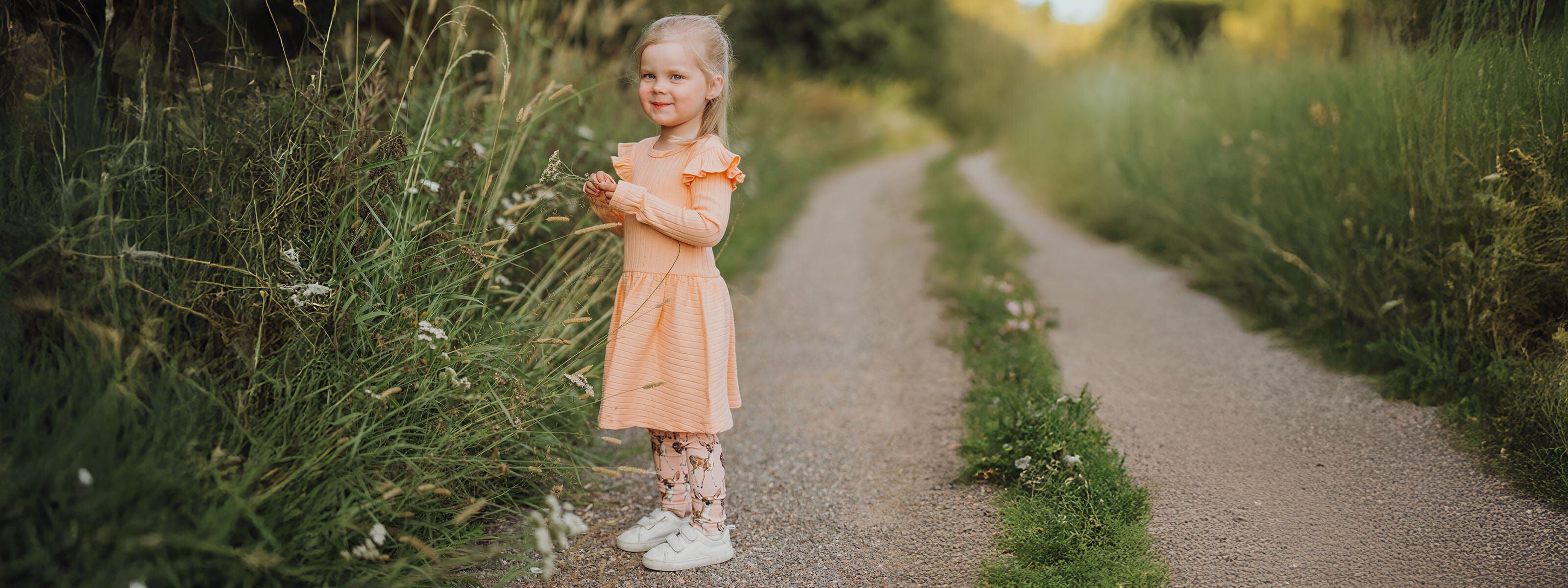 Lasten mekot ja hameet