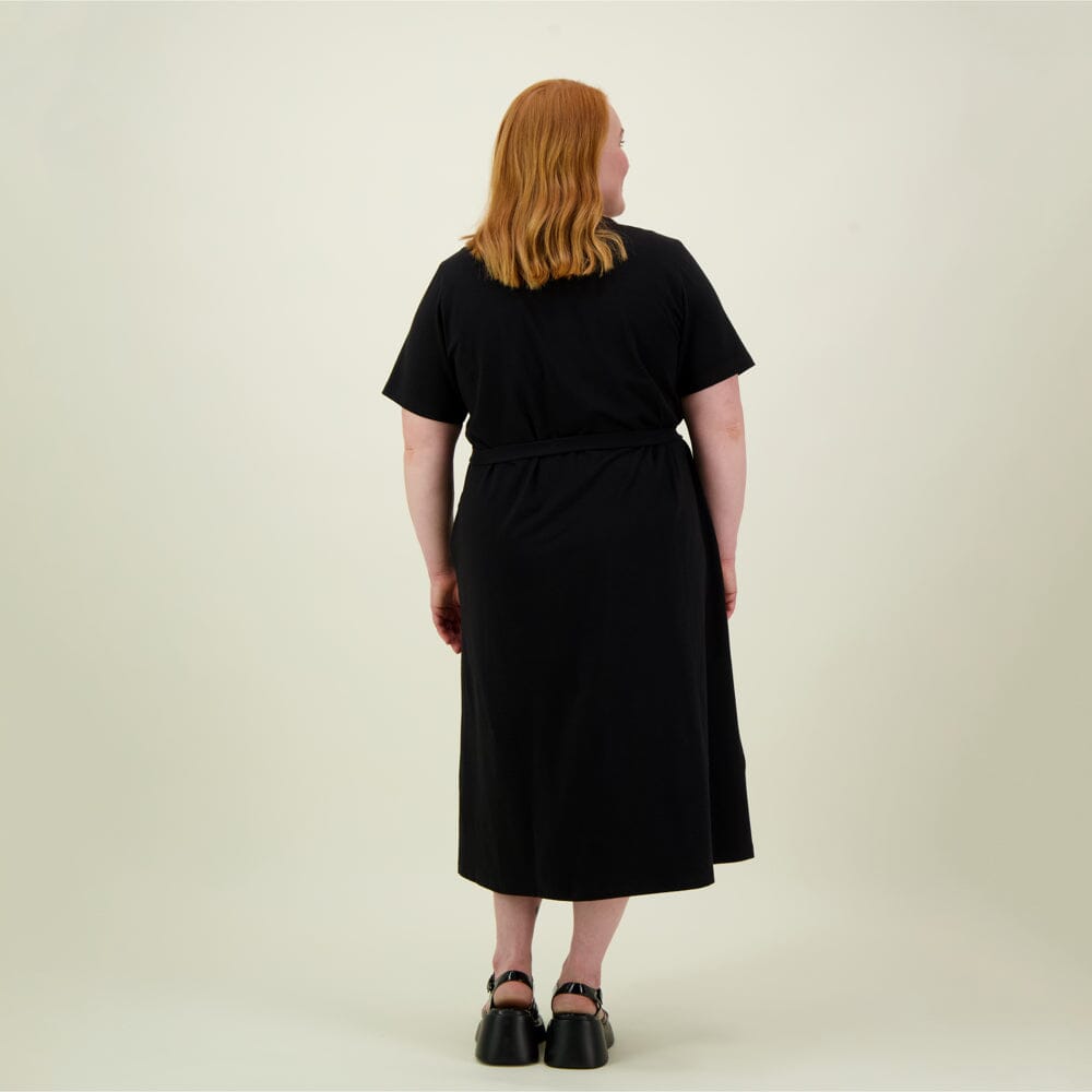A-LINE DRESS | LICORICE Aikuisten mekko My Happy Place Women