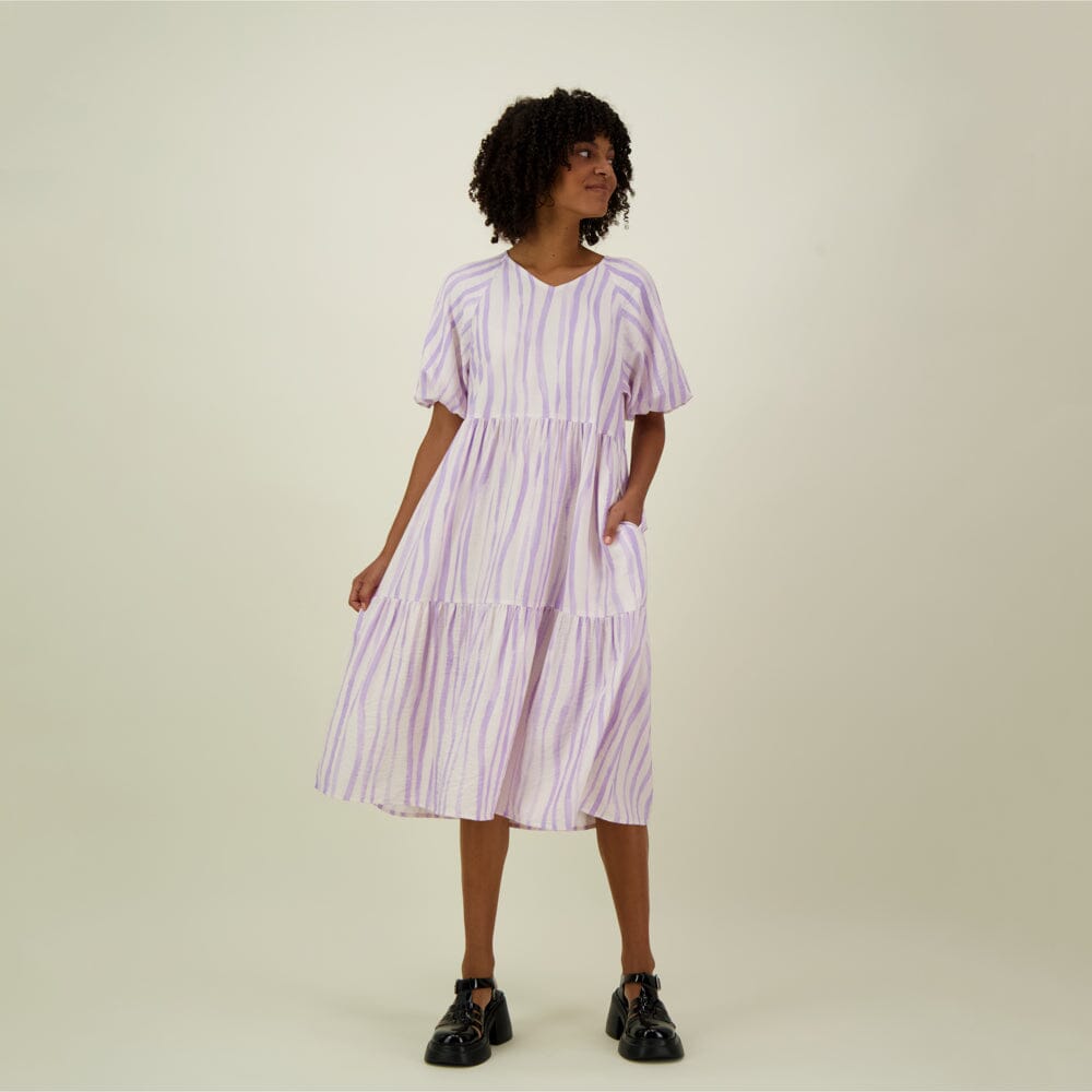 ALLEY PUFF SLEEVE MIDI DRESS | LILY Aikuisten mekko My Happy Place Women