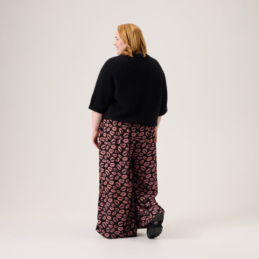 Alpaca Jumper -Neulepaita | Licorice Aikuisten neulepaita Oh, Oui!
