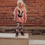 Badger Oversize Sweater -Collegepaita | Dusty Rose Pitkähihainen paita You and Me