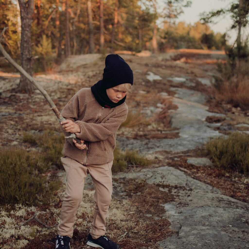 Chilly Beanie -Merinovillapipo | Black Pipo Happy Hearts