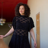 Frill Lace Dress -Pitsimekko | Licorice Aikuisten mekko Metsola