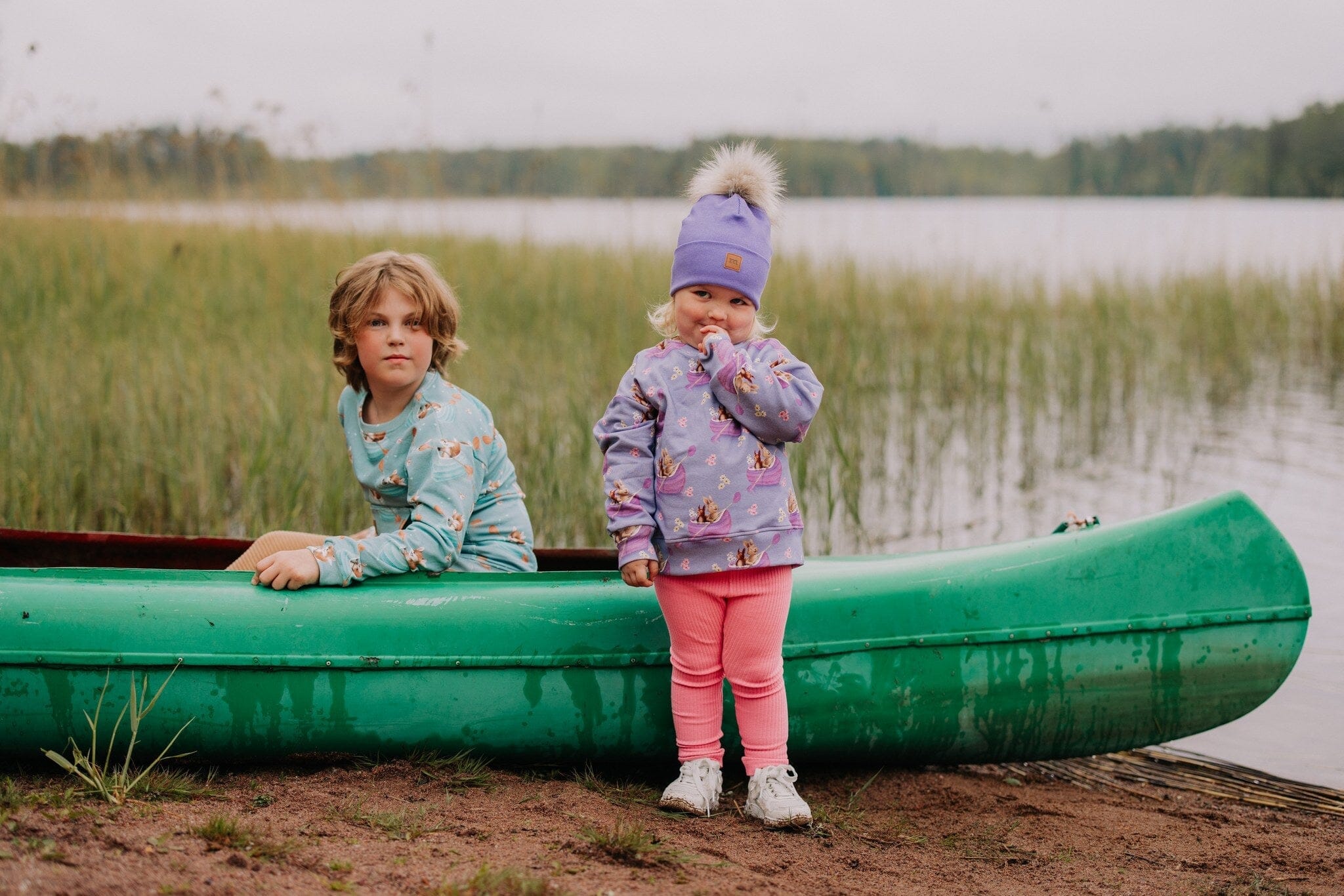 Happy Ones Oversize Sweater -Collegepaita | Wildy Pitkähihainen paita True Campers