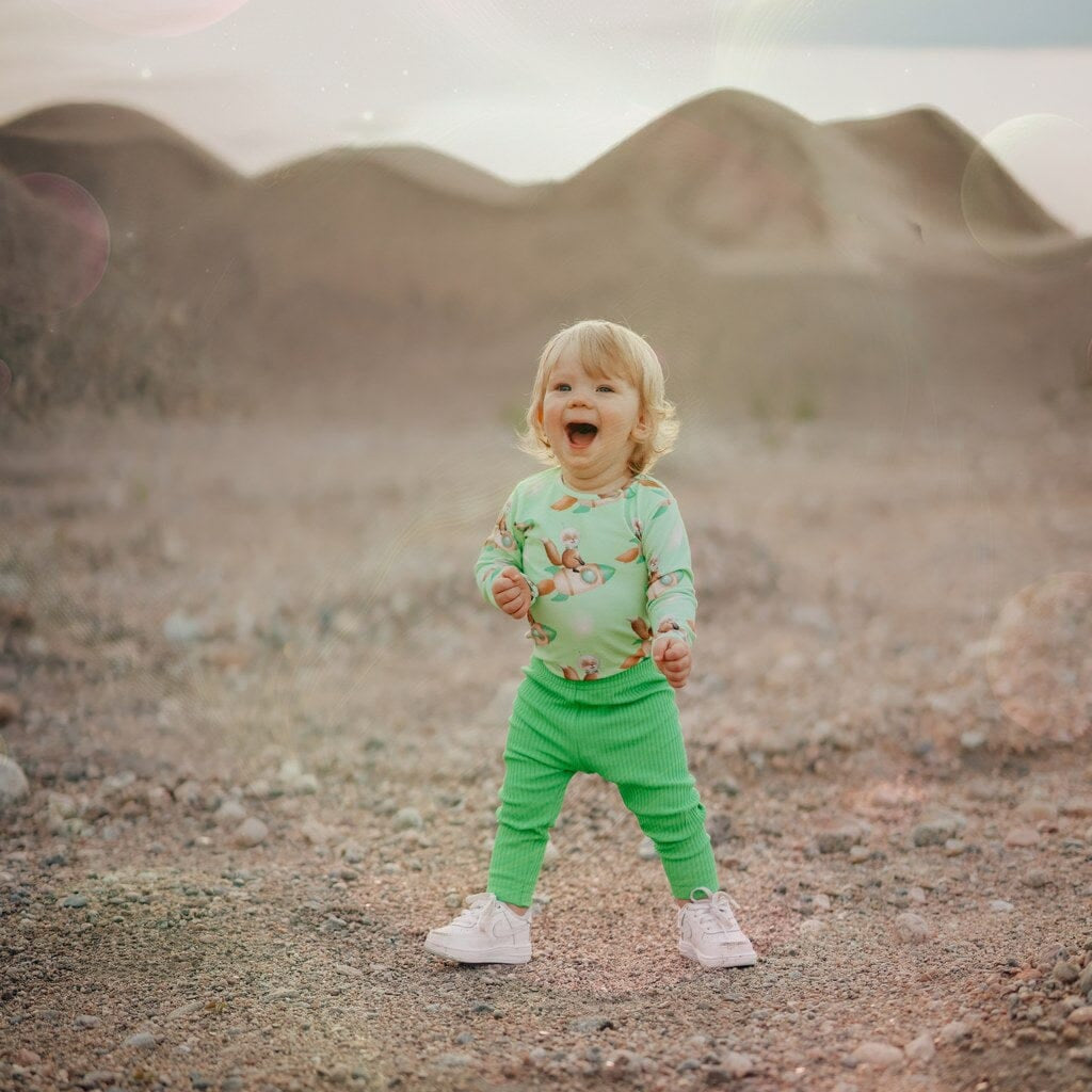 HEAVY RIB LEGGINGS | SPACE GREEN Housut Universum