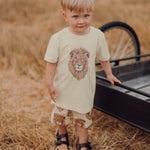 Lion Placement -T-Paita | Milky Banana Lyhythihainen paita Dancing In The Sunshine