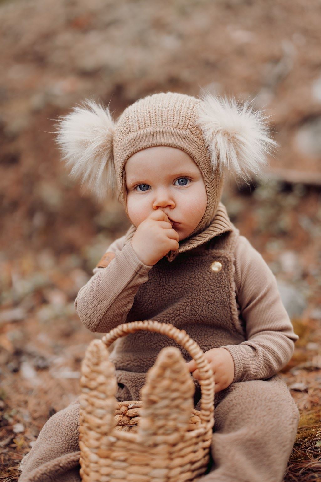 MERINO DOUBLE POM POM HELMET | PEANUT BUTTER Pipo Little Things in Life