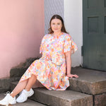 TAHITI FRILL DRESS -MEKKO Aikuisten mekko Beach Party Women