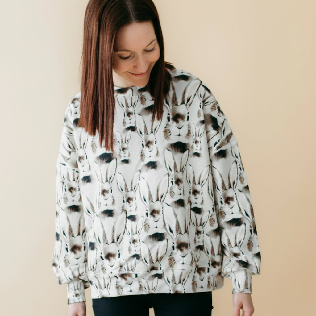 Women's Bunny Grey Oversize Sweater -Collegepaita Aikuisten paita Metsola