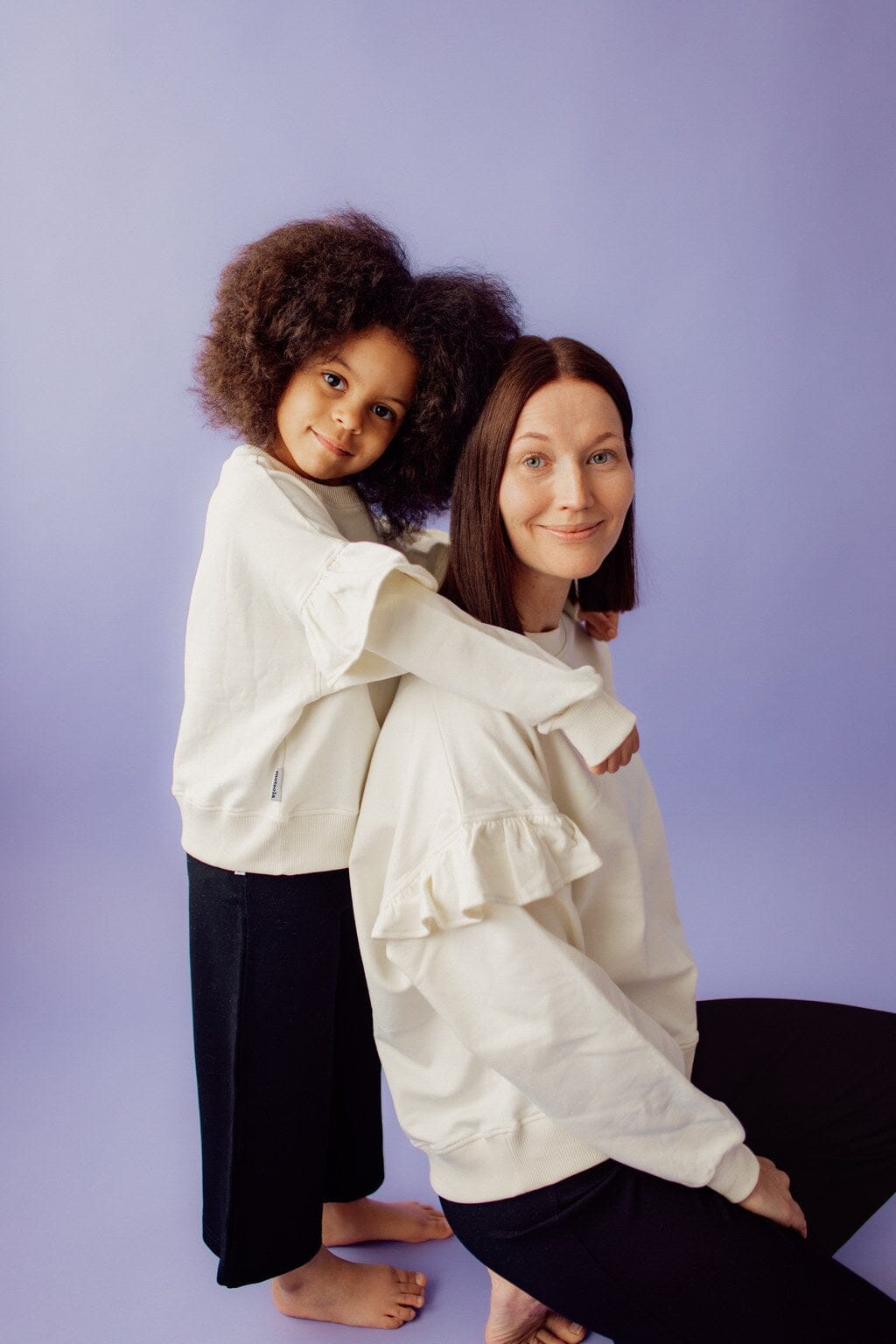 WOMENS FRILL SWEATER | VANILLA Aikuisten paita Mother's Day