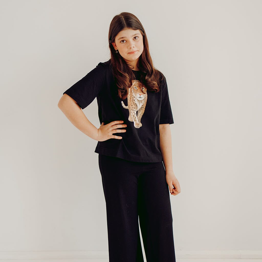 Women's Leopard -T-Paita | Licorice Aikuisten paita We are family