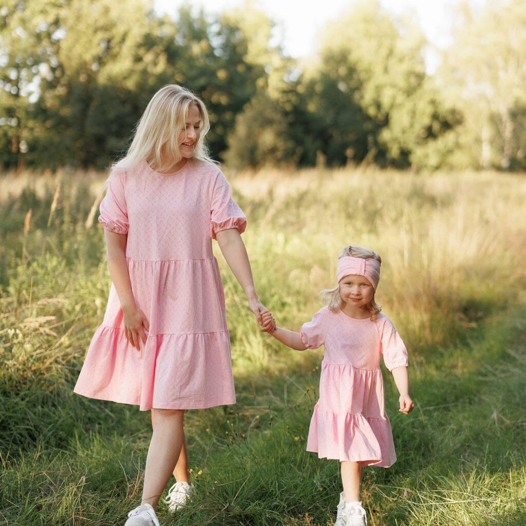 Womens Tiered Dress -Mekko | Pinkie Aikuisten mekko Weekend Vibes